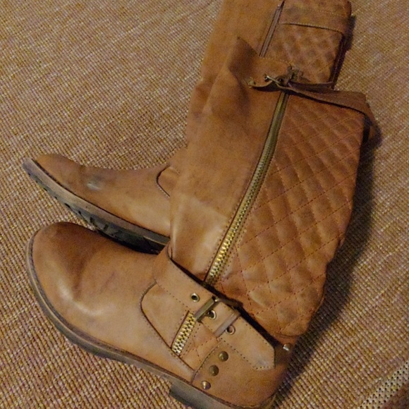 Tall brown boots - Picture 1 of 4